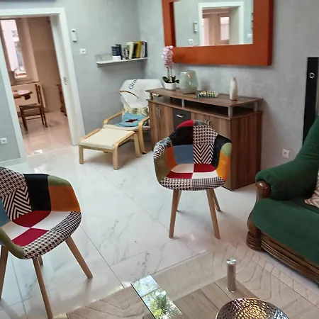 Nyaraló Kwe Vanie 8 Ou 9 Personnes