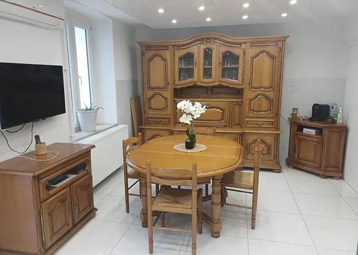 Kwe Vanie 8 Ou 9 Personnes Busendorf